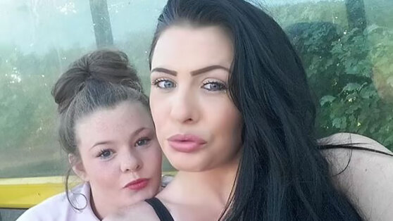 Британка в 30 лет стала самой молодой бабушкой страны