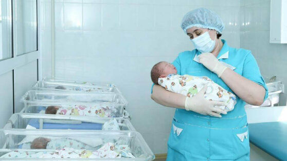 Россиянка родила в автобусе в центре города