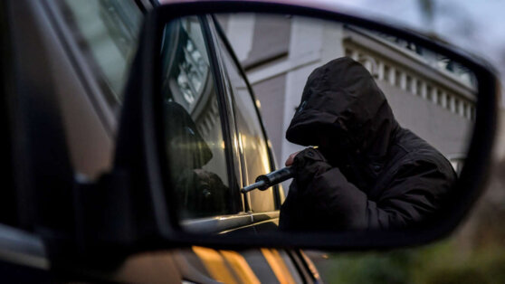 Названы автомобили, с которых чаще всего воруют детали