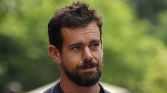Основатель Twitter покаялся за вред интернету