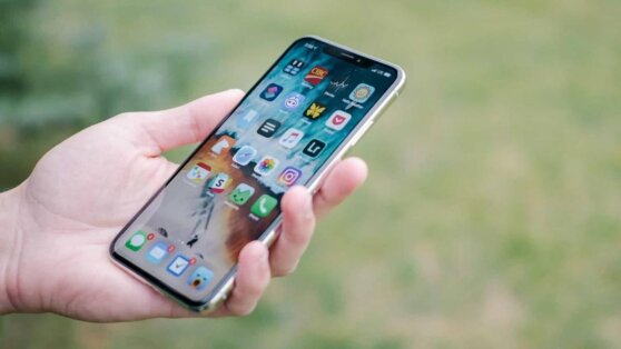 Премьера iOS 16 может задержаться