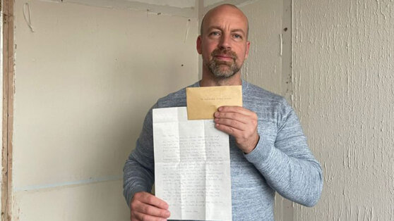 «Надеюсь, мир стал лучше»: британец нашел дома письмо из прошлого