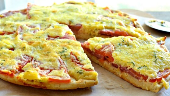 Легкая пицца из кабачков на сковороде