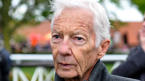 Один из самых известных жокеев скончался в Великобритании