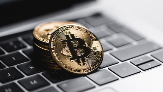 Биткоин рухнул в цене Биткоин рухнул в цене