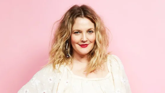 Дрю Бэрримор извинилась перед Джонни Деппом и Эмбер Херд