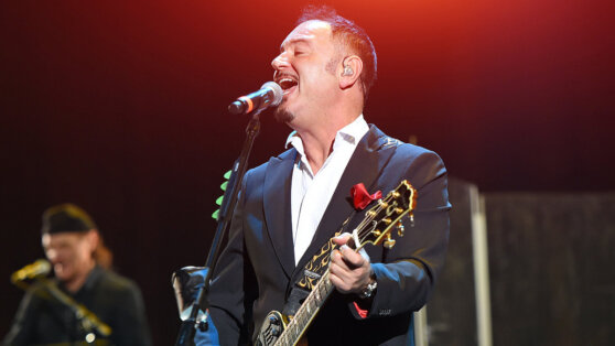 Максим Леонидов покинул Россию