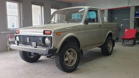 Выставлен на продажу редчайший пикап Lada Niva Выставлен на продажу редчайший пикап Lada Niva