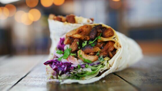 Три вкусных простых соуса для домашней шаурмы