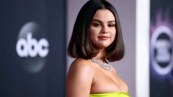 Селена Гомес рассказала о своем пути к психическому здоровью Селена Гомес рассказала о своем пути к психическому здоровью