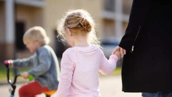 Женщина отбила 7-летнюю девочку у похитителя