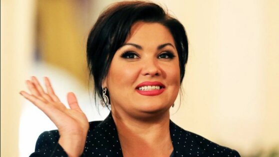 Анна Нетребко в нетрезвом виде обругала подписчиков