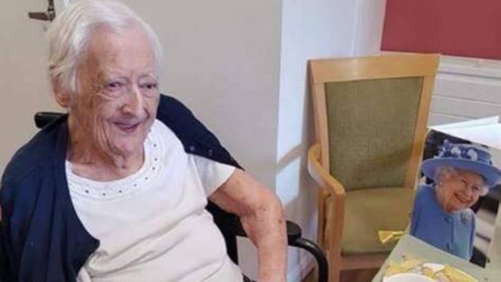 Причиной долголетия 100-летней женщины оказался особый чай