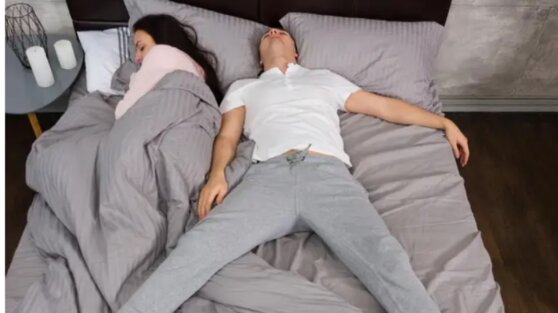 Невролог назвал одну из самых полезных поз для сна