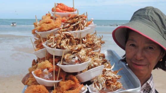 Россиянка описала завтрак в Таиланде фразой «главное — не подавиться»