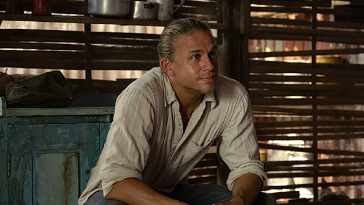 Шантарам чарли. Чарли ханнэм шантарам. Шантарам. Шантарам чарли. Чарли ханнэм шантарам кадры.