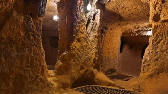 Погнавшийся за курами мужчина нашел подземный город