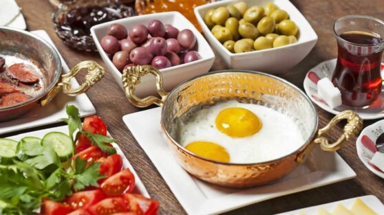 Завтраки каких стран самые полезные, рассказала нутрициолог