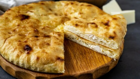 Быстро и вкусно: картофельный пирог по-осетински за 30 минут