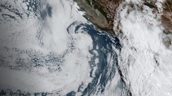 Ураган «Хилари» может создать озеро в самом жарком месте на Земле