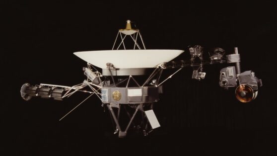 NASA потеряло связь с «Вояджером-2»