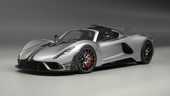 Американская компания Hennessey представила самый мощный серийный автомобиль с ручной трансмиссией